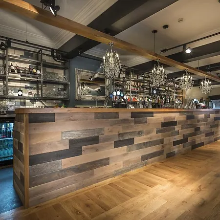 The Golden Fleece Hotel, Thirsk, North Yorkshire