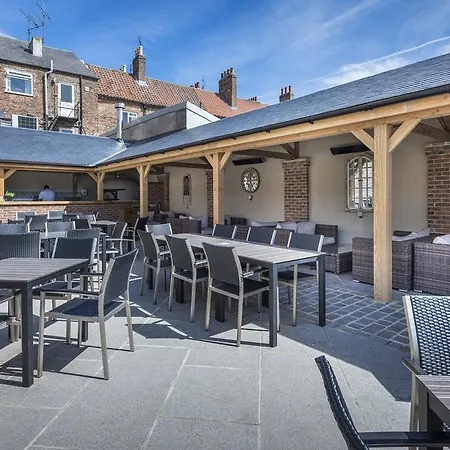 The Golden Fleece Hotel, Thirsk, North Yorkshire Thirsk