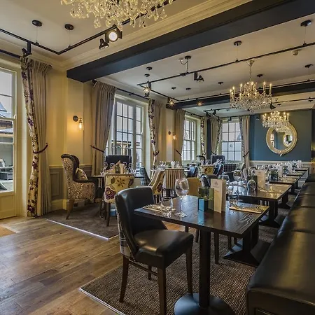Hotel The Golden Fleece Hotel, Thirsk, North Yorkshire
