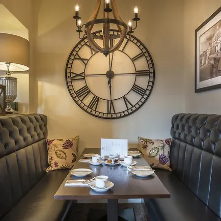 The Golden Fleece Hotel, Thirsk, North Yorkshire 4*