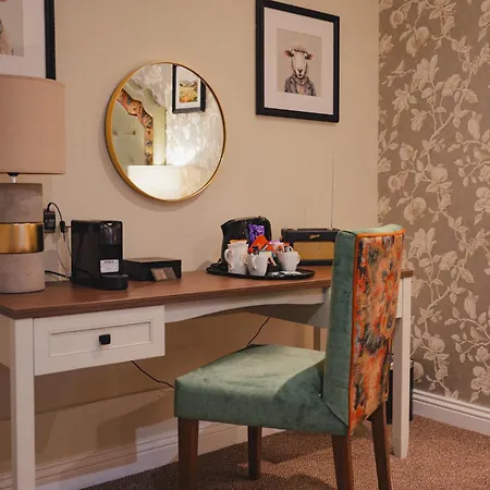 The Golden Fleece Hotel, Thirsk, North Yorkshire - The Coaching Group Hotel Thirsk