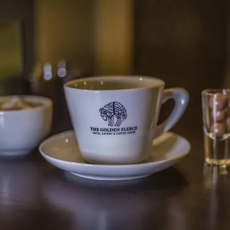 Hotel The Golden Fleece Hotel, Thirsk, North Yorkshire - The Coaching Group 4*