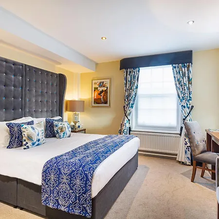 The Golden Fleece Hotel, Thirsk, North Yorkshire - The Coaching Group Hotel