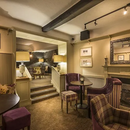 ホテル The Golden Fleece Hotel, Thirsk, North Yorkshire - The Coaching Group サースク