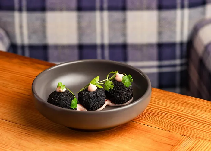 The Golden Fleece Hotel, Thirsk, North Yorkshire - The Coaching Inn Group 4*