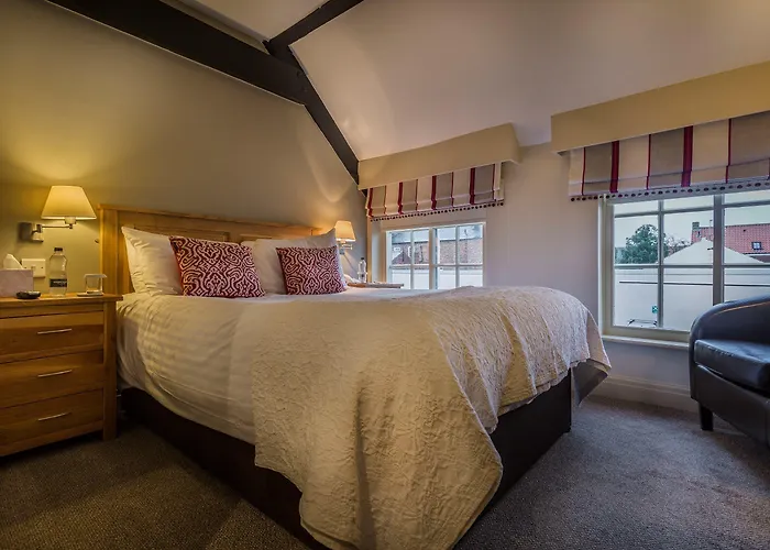 Hotel The Golden Fleece Hotel, Thirsk, North Yorkshire - The Coaching Inn Group
