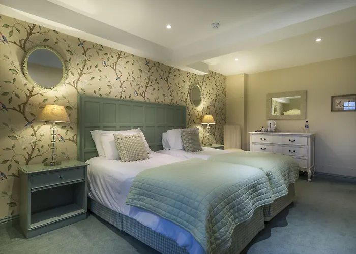 The Golden Fleece Hotel, Thirsk, North Yorkshire - The Coaching Inn Group Thirsk