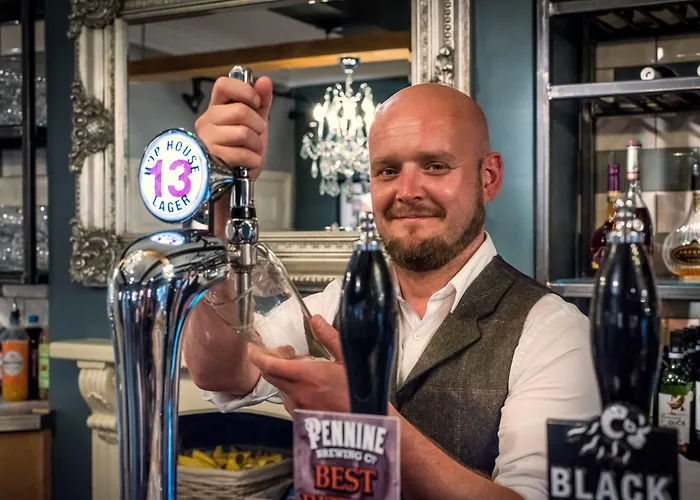 Hotel The Golden Fleece Hotel, Thirsk, North Yorkshire - The Coaching Inn Group