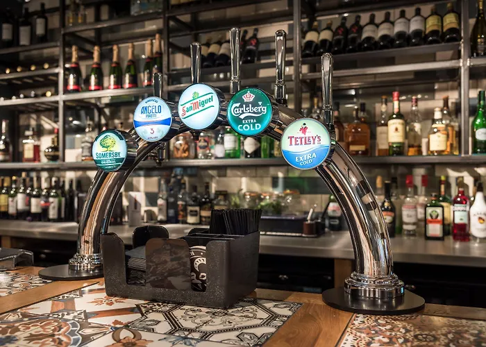 The Golden Fleece Hotel, Thirsk, North Yorkshire - The Coaching Inn Group Hotel