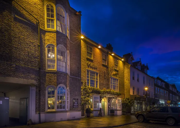 The Golden Fleece Hotel, Thirsk, North Yorkshire - The Coaching Inn Group Thirsk