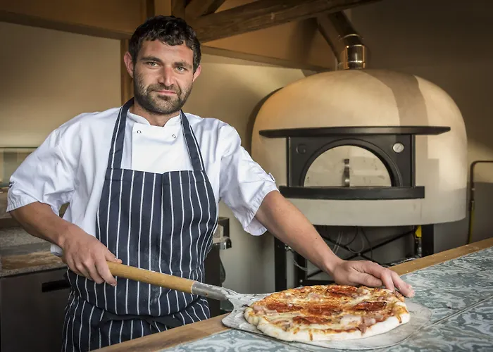 The Golden Fleece Hotel, Thirsk, North Yorkshire - The Coaching Inn Group Hotel 4*