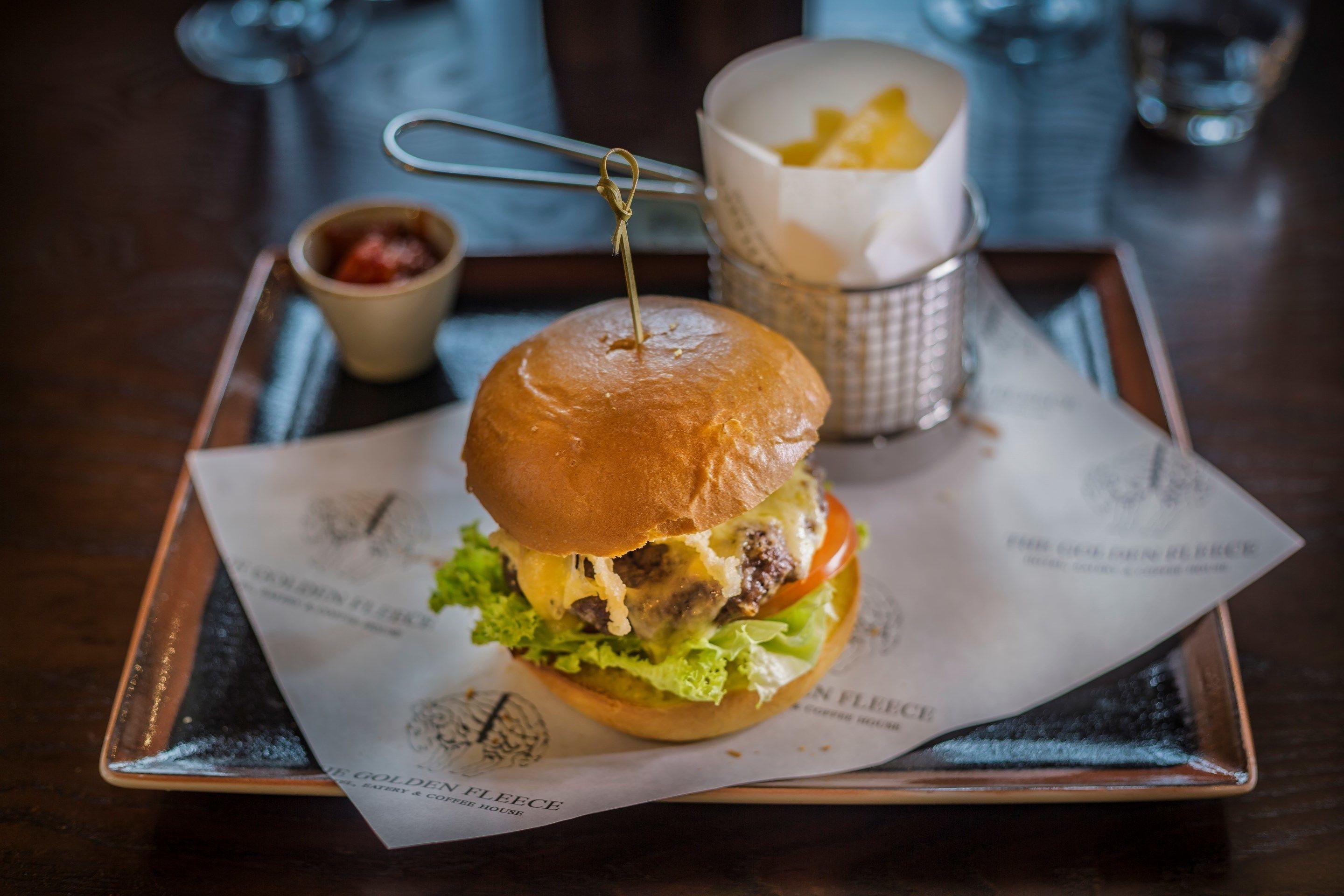 Hotel The Golden Fleece Hotel, Thirsk, North Yorkshire - The Coaching ...