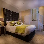 The Golden Fleece Hotel, Thirsk, North Yorkshire - The Coaching Group Thirsk