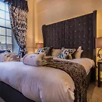 Hotel The Golden Fleece Hotel, Thirsk, North Yorkshire - The Coaching Group 4*