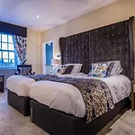 Hotel The Golden Fleece Hotel, Thirsk, North Yorkshire - The Coaching Group 4*