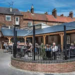 The Golden Fleece Hotel, Thirsk, North Yorkshire - The Coaching Group 4* Thirsk