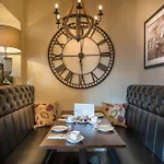 The Golden Fleece Hotel, Thirsk, North Yorkshire - The Coaching Group Thirsk
