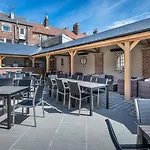 Hotel The Golden Fleece Hotel, Thirsk, North Yorkshire - The Coaching Group Thirsk