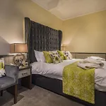 Hotel The Golden Fleece Hotel, Thirsk, North Yorkshire - The Coaching Group 4*
