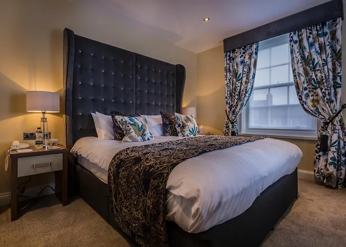 The Golden Fleece Hotel, Thirsk, North Yorkshire - The Coaching Group 酒店