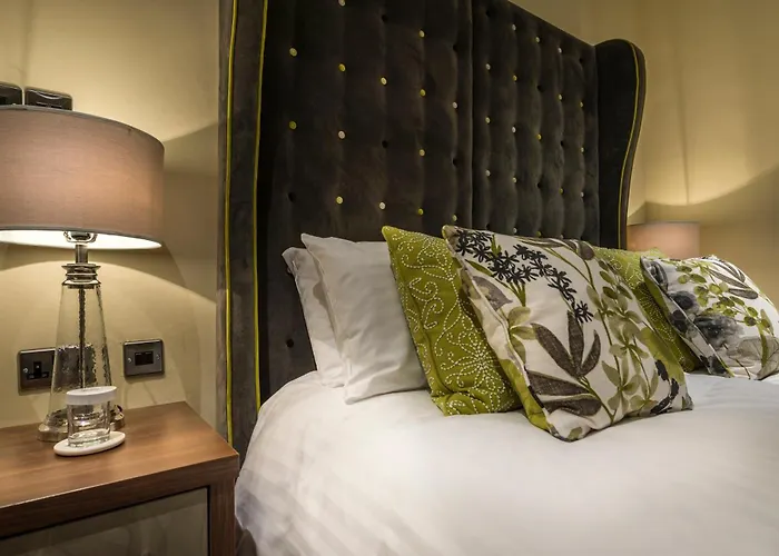 The Golden Fleece Hotel, Thirsk, North Yorkshire - The Coaching Group 4* 瑟斯克