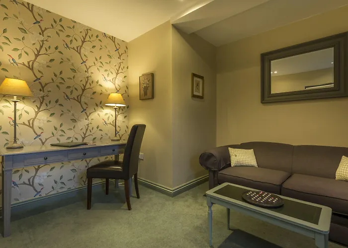 The Golden Fleece Hotel, Thirsk, North Yorkshire - The Coaching Group