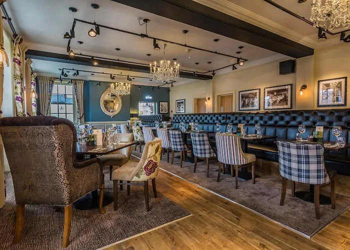 The Golden Fleece Hotel, Thirsk, North Yorkshire - The Coaching Group 瑟斯克